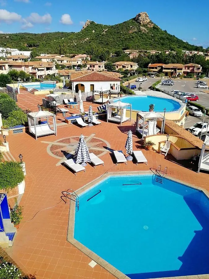 Residence Riva Azzurra Cannigione Aparthotel