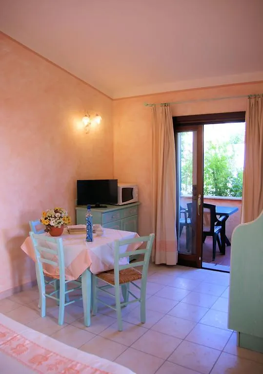 Residence Riva Azzurra Cannigione Aparthotel